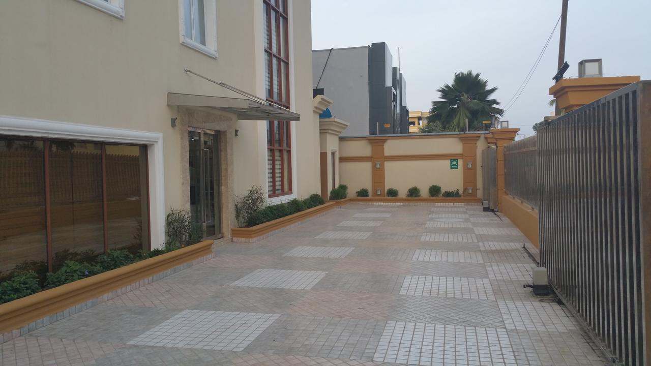 H210 Hotel Aliayabiagba Buitenkant foto