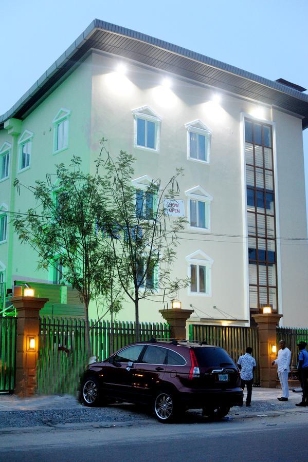 H210 Hotel Aliayabiagba Buitenkant foto