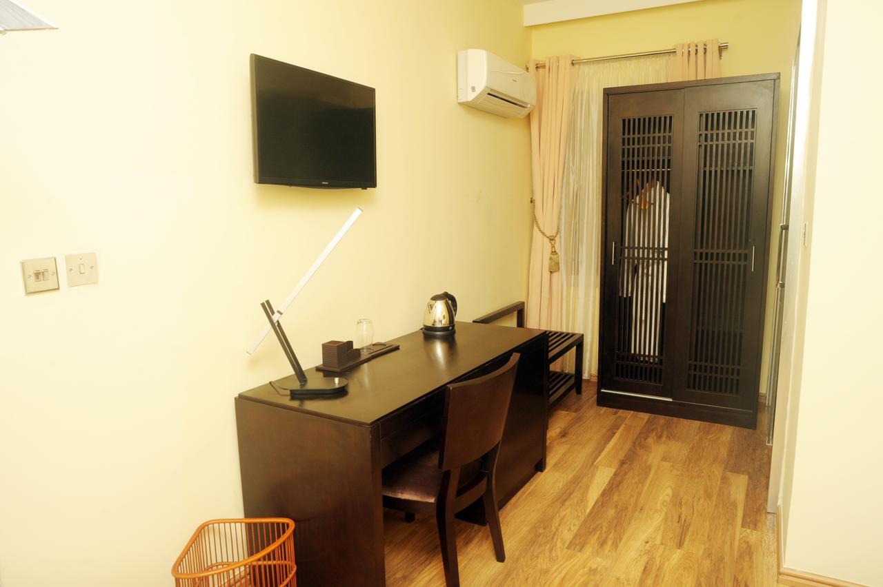 H210 Hotel Aliayabiagba Buitenkant foto