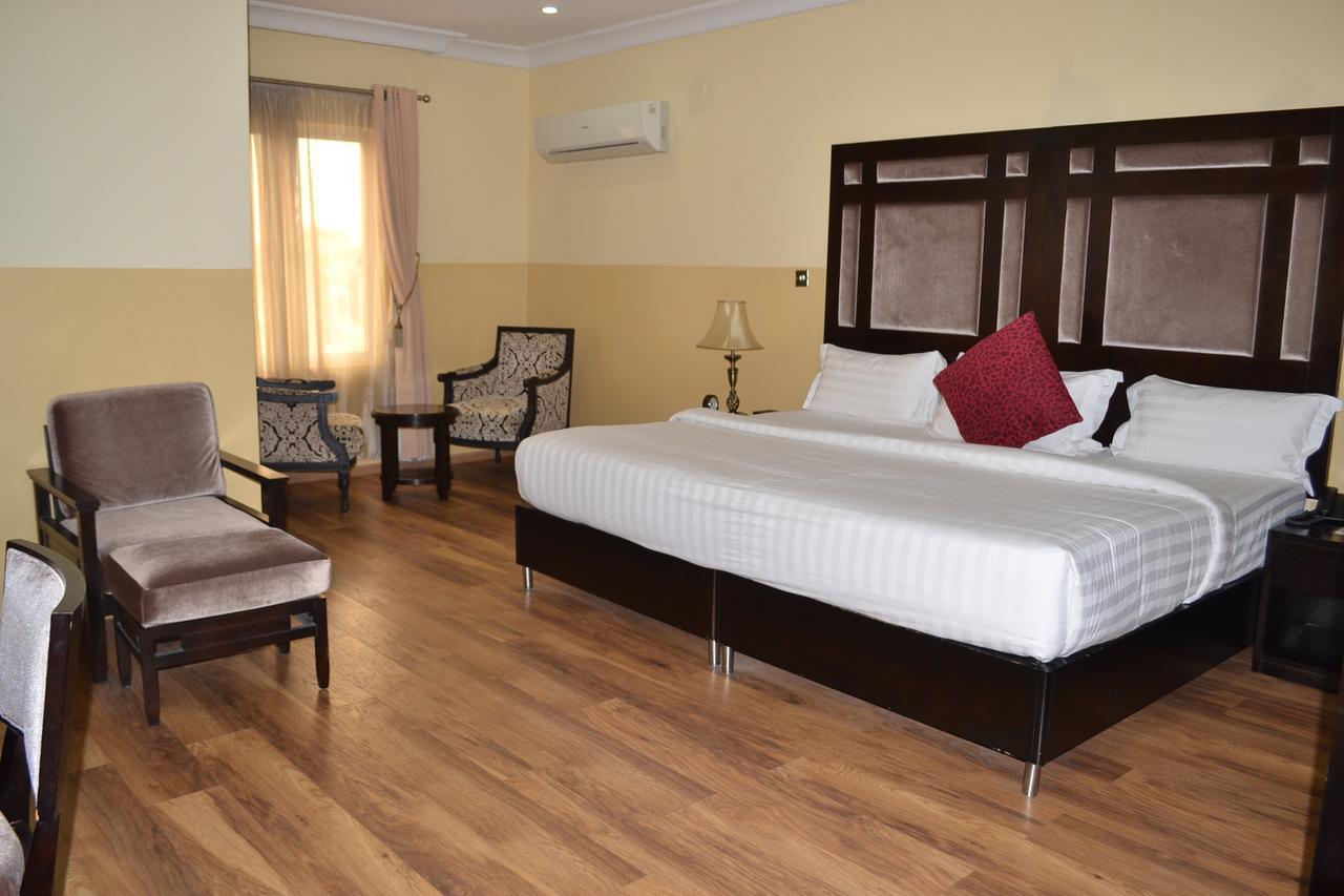 H210 Hotel Aliayabiagba Buitenkant foto